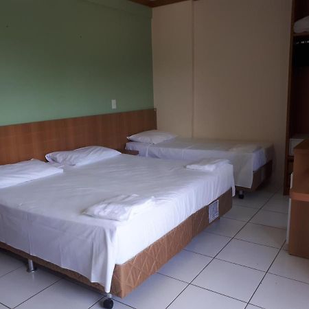 Suite Golden Dolphin - Sem Tv Caldas Novas Exteriér fotografie